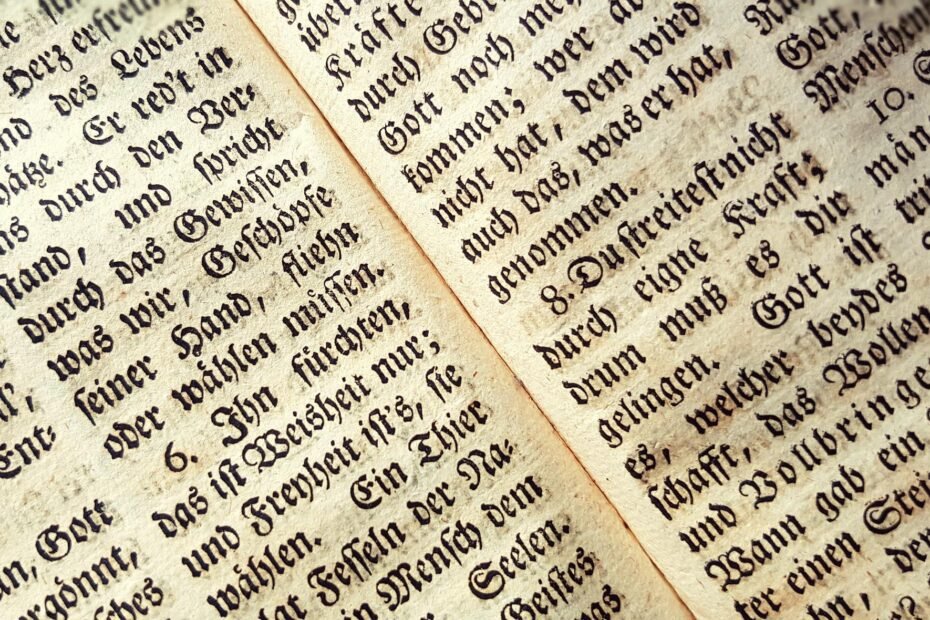 "O livro mais importante do mundo" é um título enfático para qualquer publicação. No entanto, quando se trata da Bíblia, esse título é totalmente adequado. A Bíblia é o livro mais influente de todos os tempos.